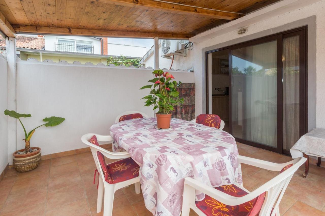 Apartman Ana Poreč Zewnętrze zdjęcie
