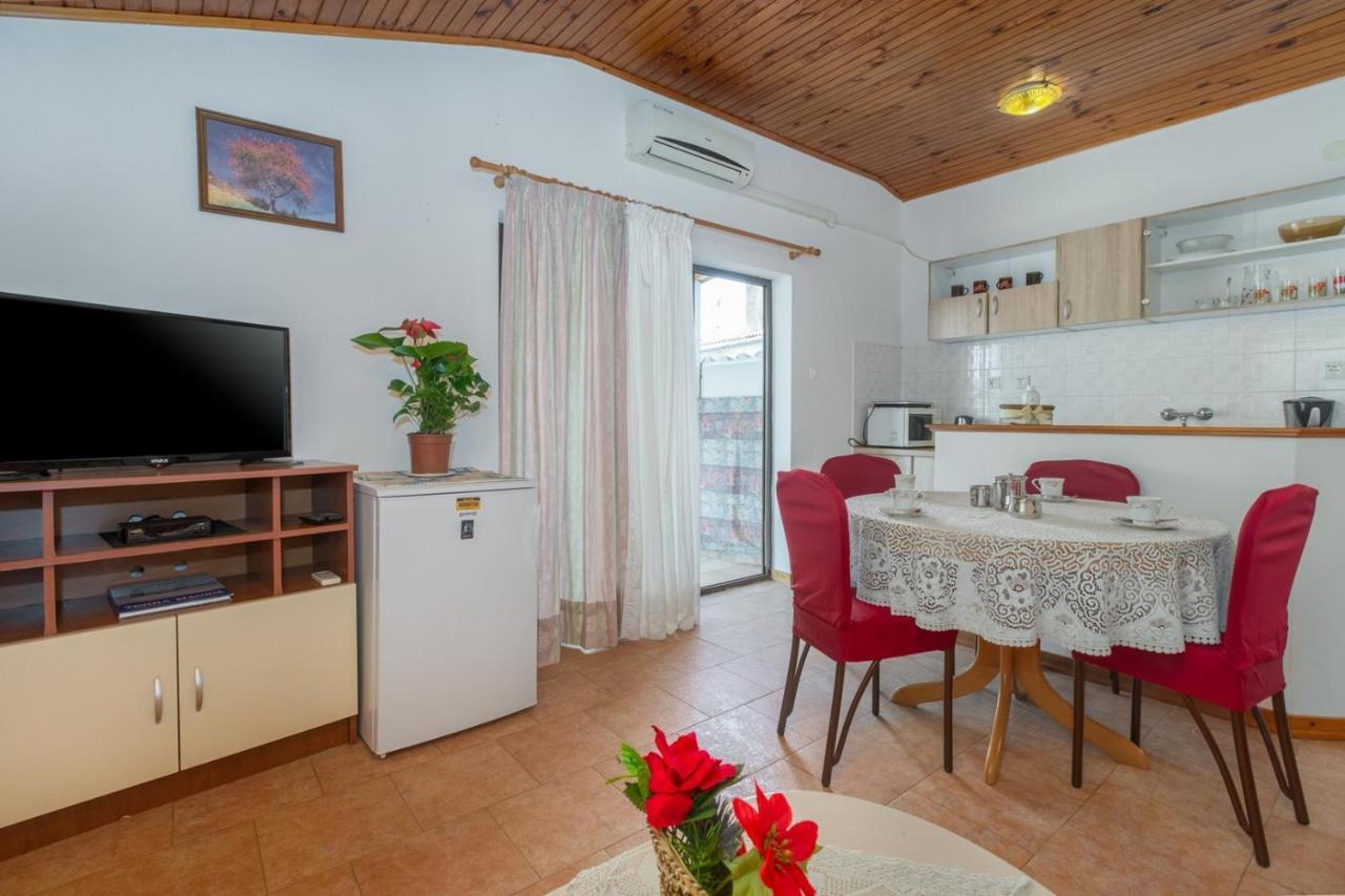 Apartman Ana Poreč Zewnętrze zdjęcie